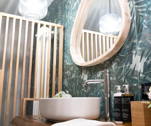 Experience - Palms Lejlighed Milano